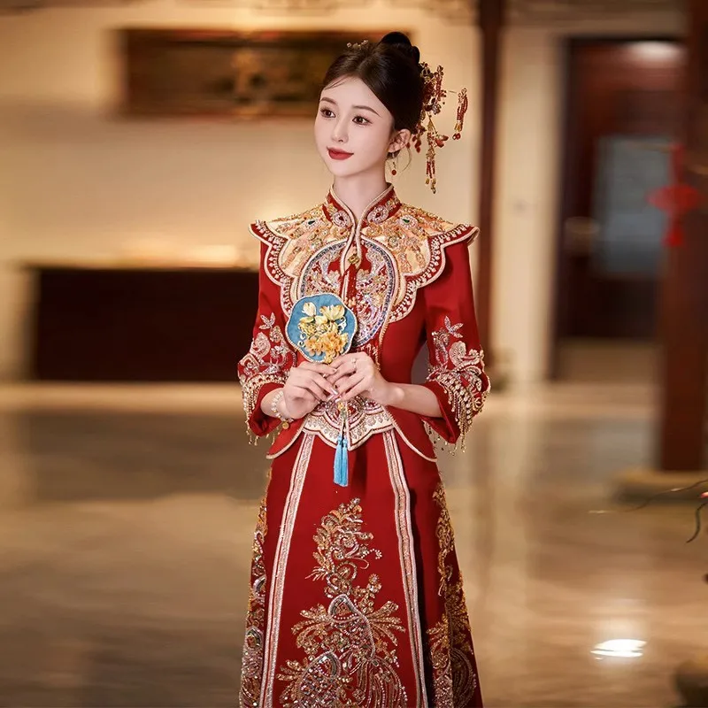 

Новое маленькое платье в китайском стиле с драконом и фениксом от Haodin Heavy Industry.