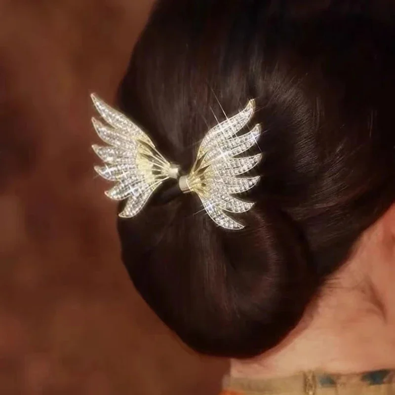 

Sparkling Rhinestone Angel Wing Hair Barrette Gold Alloy Spring Hair Clip for Women, Luxury Crystal Wing Ponytail Holder Vintage Qipao Hairstyle Accessories, Elegant Bridal Wedding Party Banquet Daily Casual Hairgrip