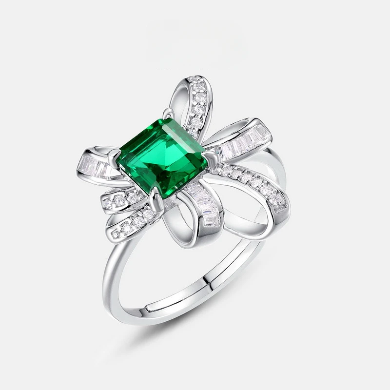 Personalized Light Luxury Treasure Ring S925 silver setting nurturing emerald retro