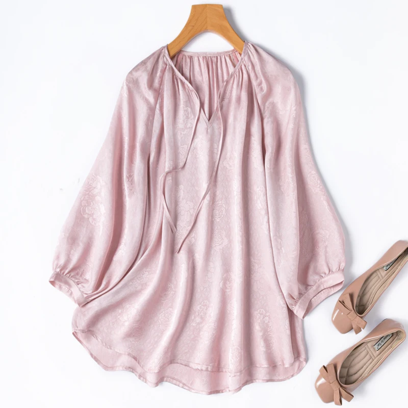 

Women Silk Blouse 100% Mulberry Silk Pink Floral Jacquard Silk Long Sleeve Loose Type Bow-tied V Neck Pullover Top Shirt M1422