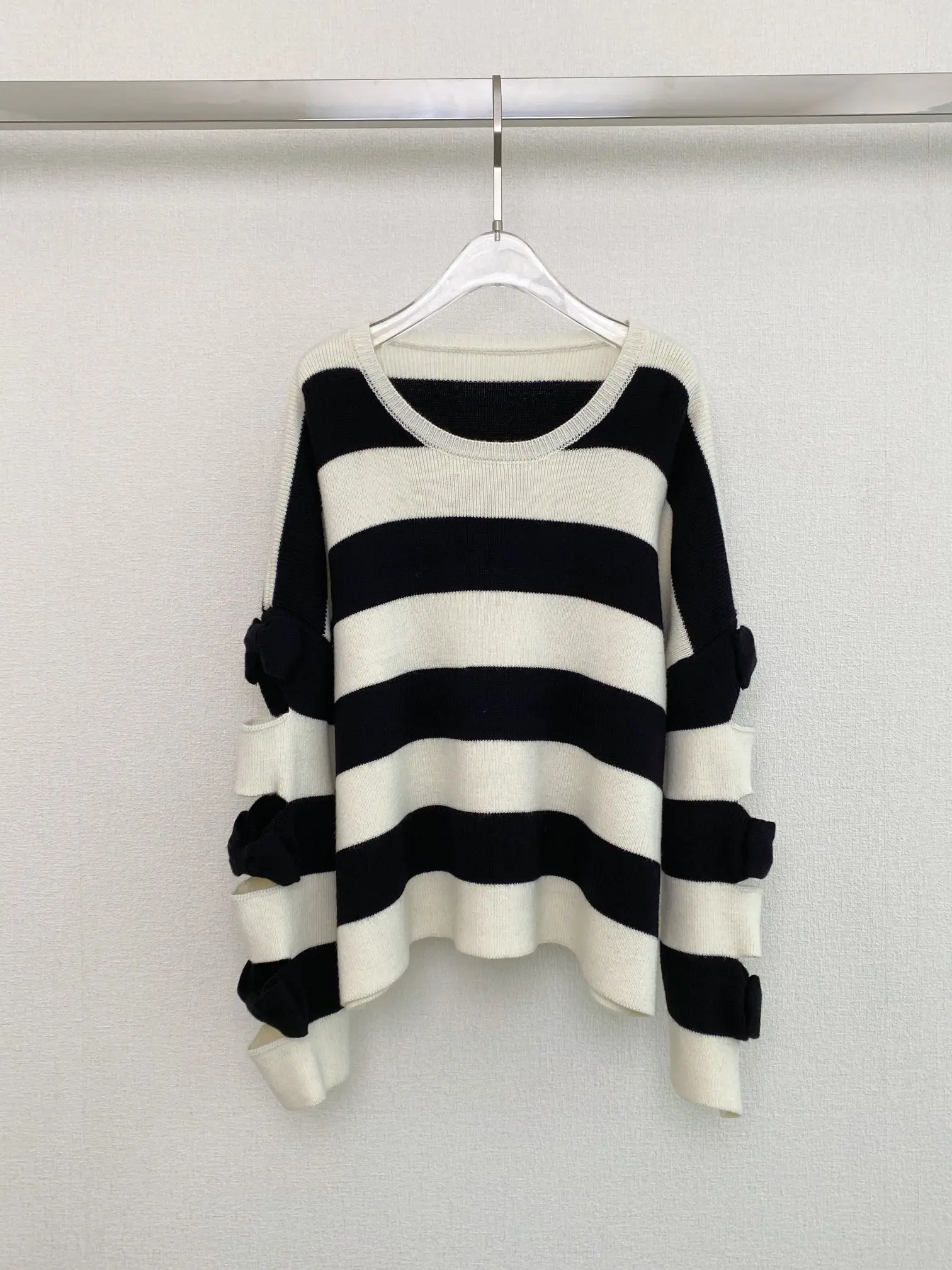 Women's Clothing Black and white striped bow hollow loose sweaterWinter New  NO.3