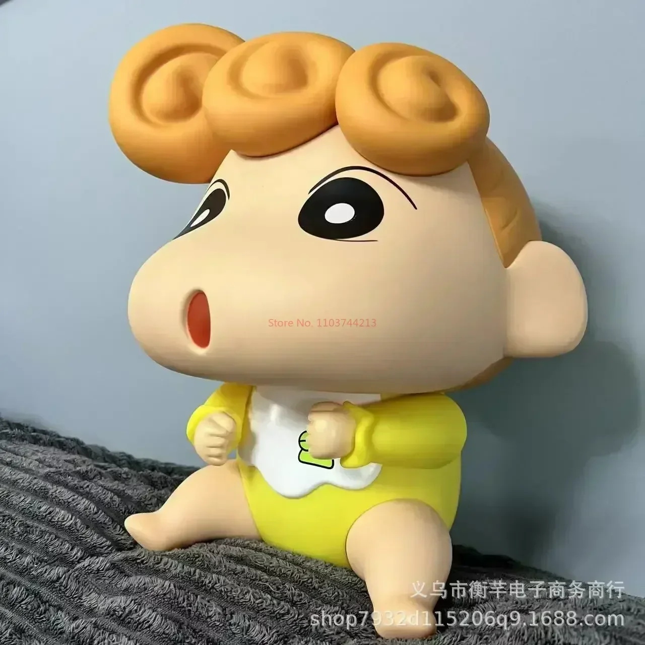 42cm Kredka Shin-Chan Figurki Seria peryferyjna Model samochodu Ozdoba Kolekcja lalek Dekoracja Anime Limitowane prezenty urodzinowe i świąteczne