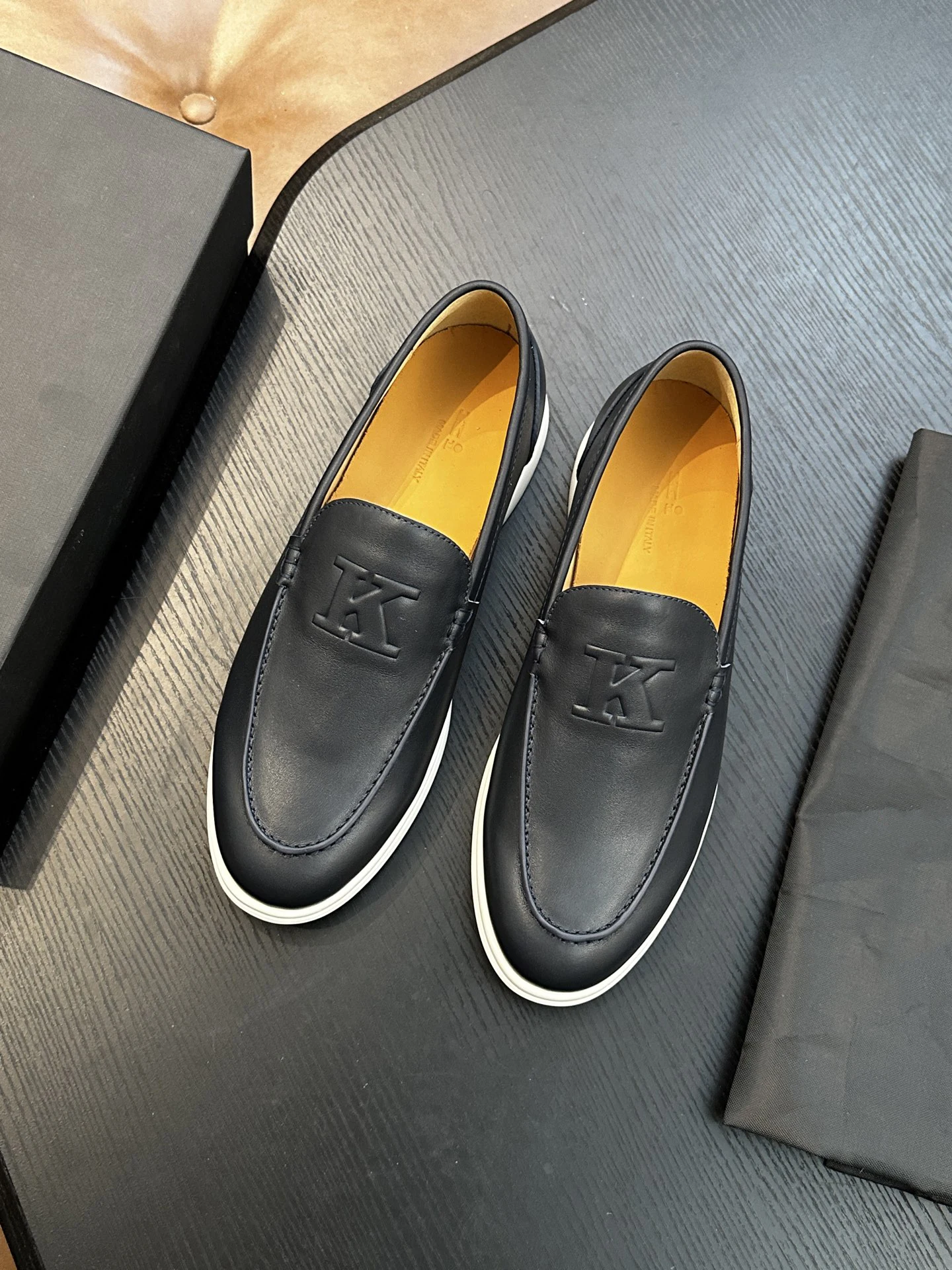 

OECHSLI Shoes Cowhide Suede 2026 new soft comfortable printing genuine leather soft quality sports Men‘s European big size 38-47