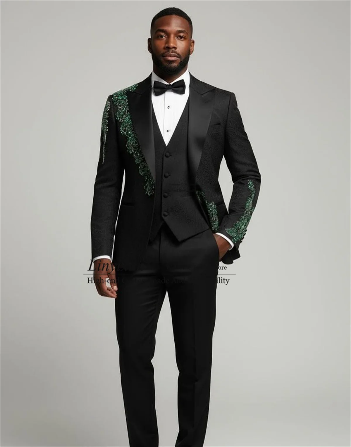 

Sparkly Rhinestone Crystal Men Suits Customized Groom Tuxedos 3 Pieces Sets Male Prom Party Blazers Slim Fit trajes para hombre