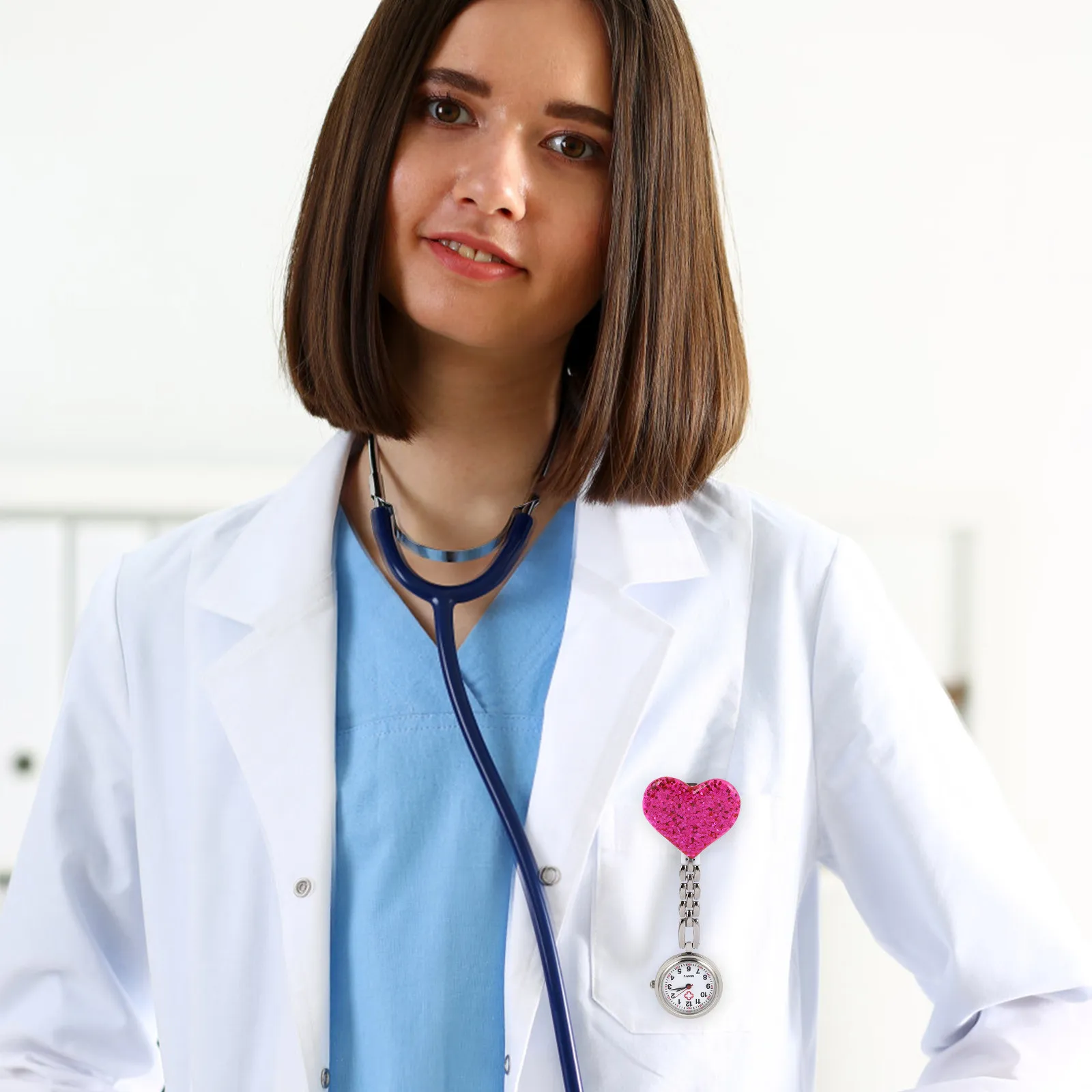 

Набор из 2 женских карманных часов для медсестер с мотивом сердца, корпус из сплава, стеклянная линза, точное время, легкие, портативные, идея подарка для медицинского персонала