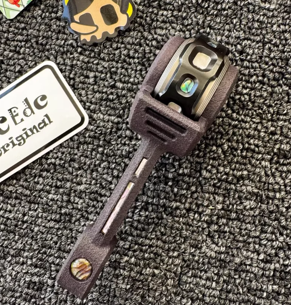 Used EDC ACEDC Titanium Shadow Attack ring fidget Decompression toys