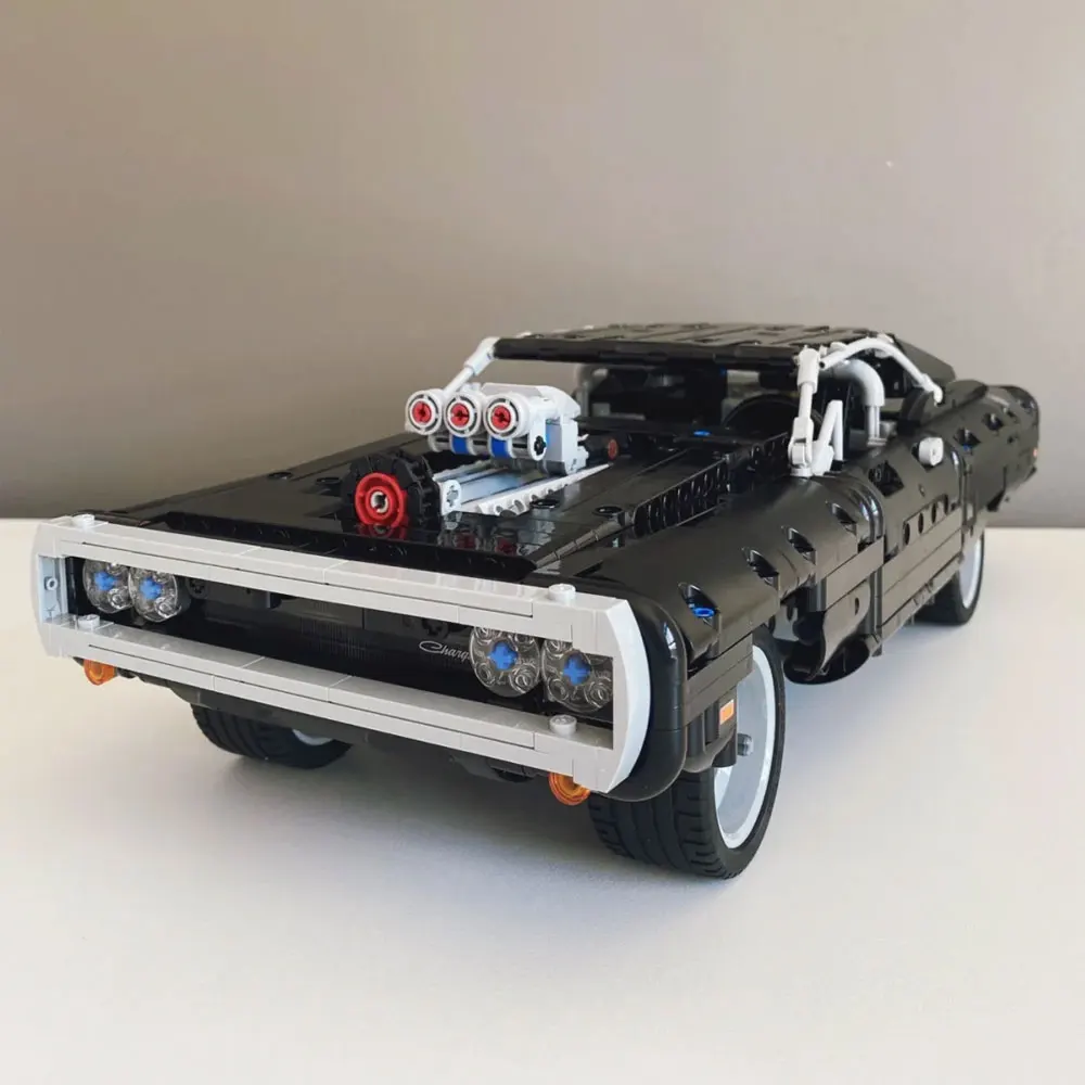 

1077PCS Technical Dom's Dodged Charger Racing Car Building Blocks Bricks Toys in Movie Fast Furious Gift For Childrem Kids