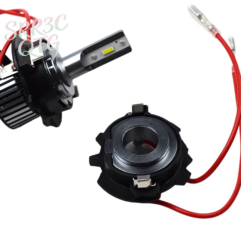 2PCS For  Plastic Lamp Base Headlight Accessories H7 LED Headlight Bulb Base Adapters Holders Retainers For Golf 5 MK5