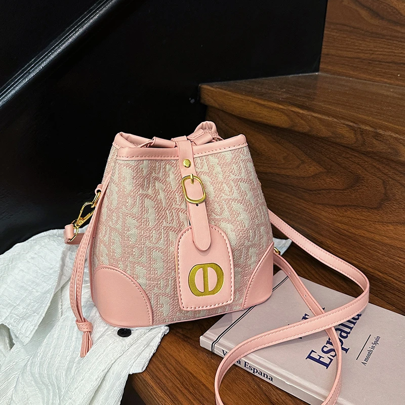 

Compact Essential Shoulder Bag Women Multifunctional Handbag Minimalist Approach For Simplified Daily Essentials