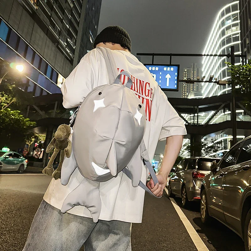 حقائب ظهر Y2K لطيفة على شكل قرش الحوت قابلة للتخصيص، حقيبة سفر كبيرة متينة من النايلون للجنسين في الهواء الطلق، حقيبة ظهر كرتونية مضحكة #6