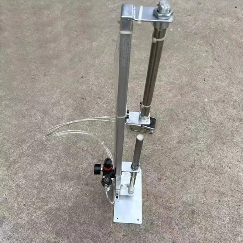 

Flip handle middle cotton threading machine student bag bag factory handbag middle cotton threading machine pneumatic auxiliary