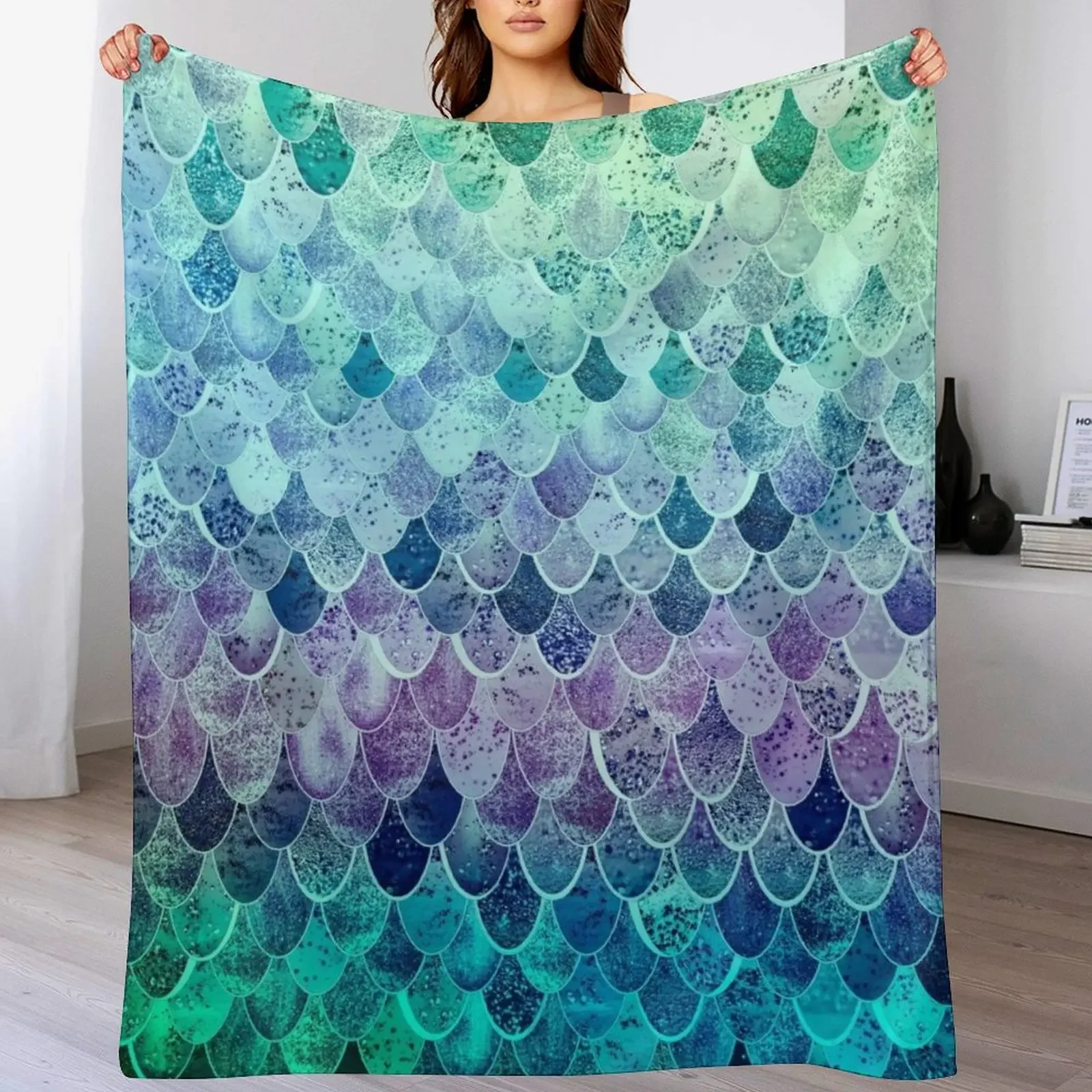 MAGIC MERMAID RAINBOW Throw Blanket Machine Washable Soft Warm Blanket
