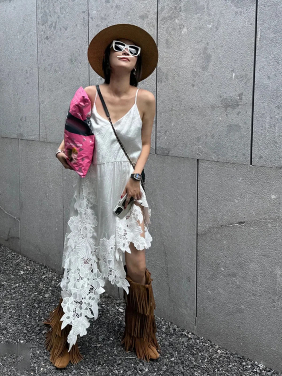 

Ele V-образный вырез с кружевной отделкой, асимметричный подол, трапециевидной формы Dr, дизайн для похудения, чувственный Svel Ci Commute Summer Dr