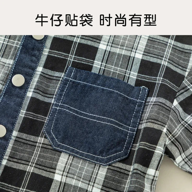 Camicie da ragazzo primavera 2025 nuova versione coreana per bambini più grandi camicia a maniche lunghe scozzese giacca casual per bambini in denim