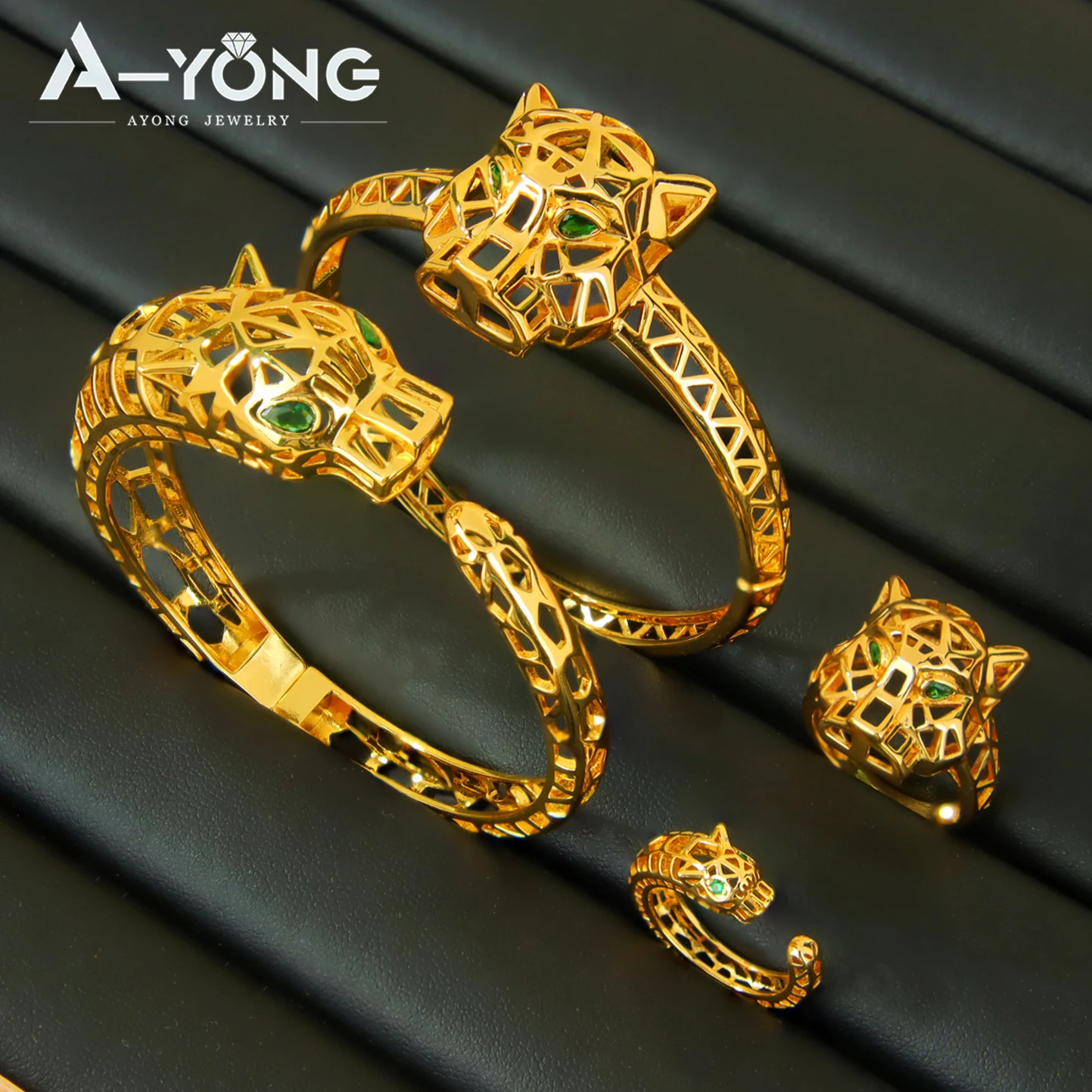 Italienisches Hip-Hop Leoparden Armreif- und Ringset, 21k vergoldet, Punk-Armband und Ring im arabischen Stil, Modeschmuck für Frauen