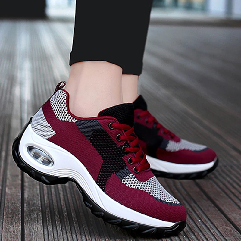 Women Walking Shoes Spring Autumn Casual Sport Shoes Lightweight Air Cushion Running Shoes Soft Mesh Breathable Woman Rock Shoes