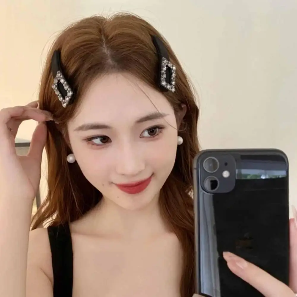 Hot Korea Diamond Hairpins Retro Black Women Snap Hair Clip Elegant Side Clip Girls Luxury Crystal Barrettes Hair Accessories