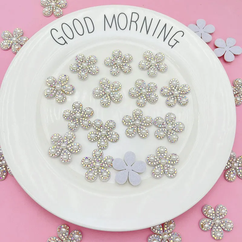 30 Stück 2,5 cm kleine Perlen-Strass-Blumenapplikationen für DIY-Haarspangen, Kleidung, Taschen, Hüte, Dekorationsaufnäher – Detail 3
