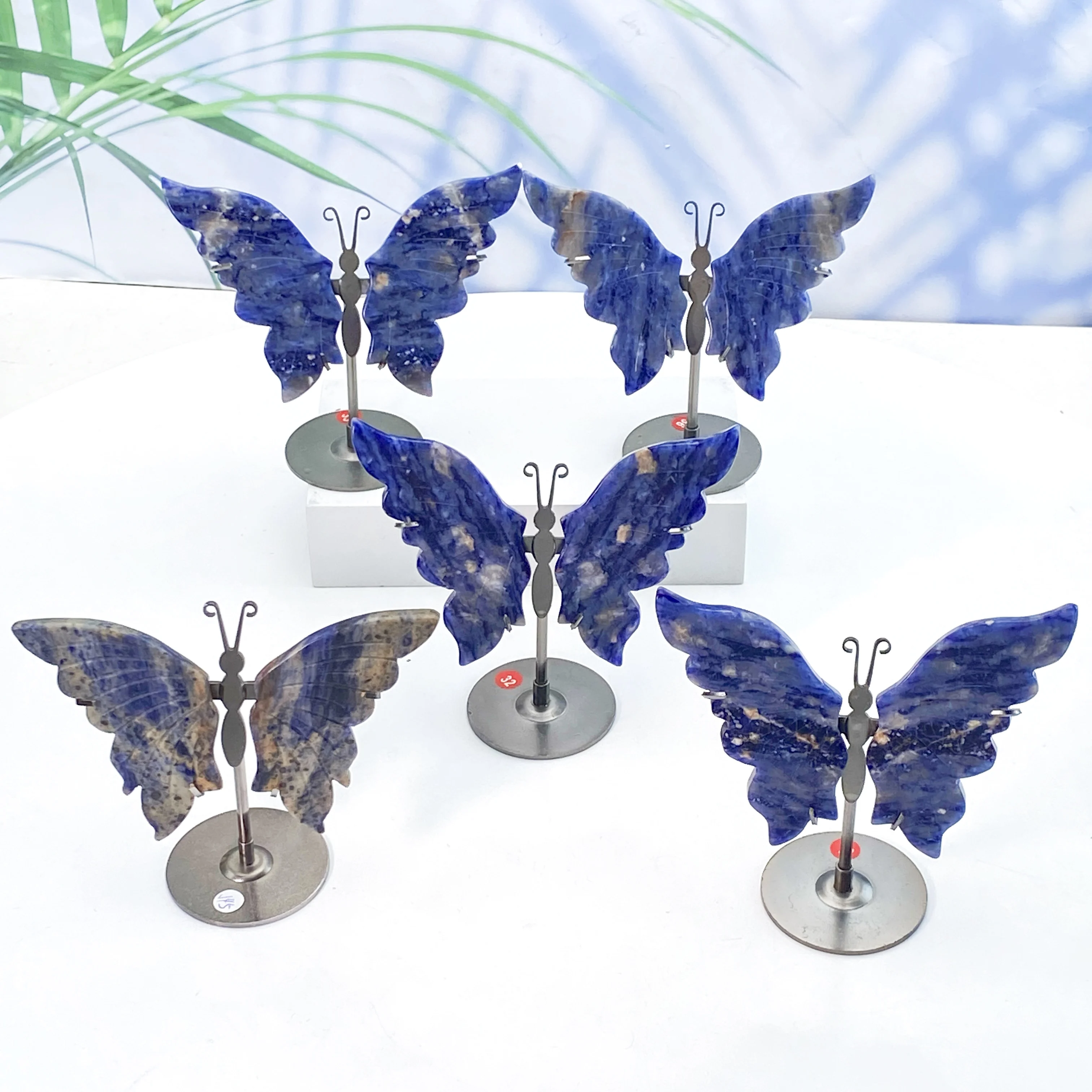 1pc Natural Crystal Mixed Butterfly Carving Stand Ornament,Wing Crystal Crafts,Home Desktop Office Ornament Holiday Gift