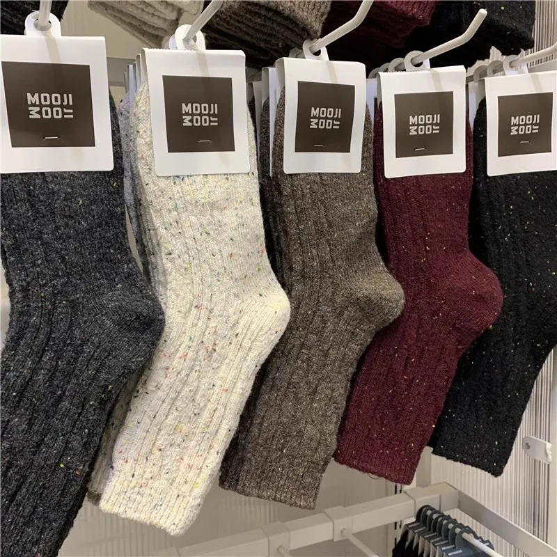 

Winter Wool Warm Socks Korean Plain Fashion Dot Socks Soft Breathable Middle Tube Wool Socks Retro Casual Women Hosiery