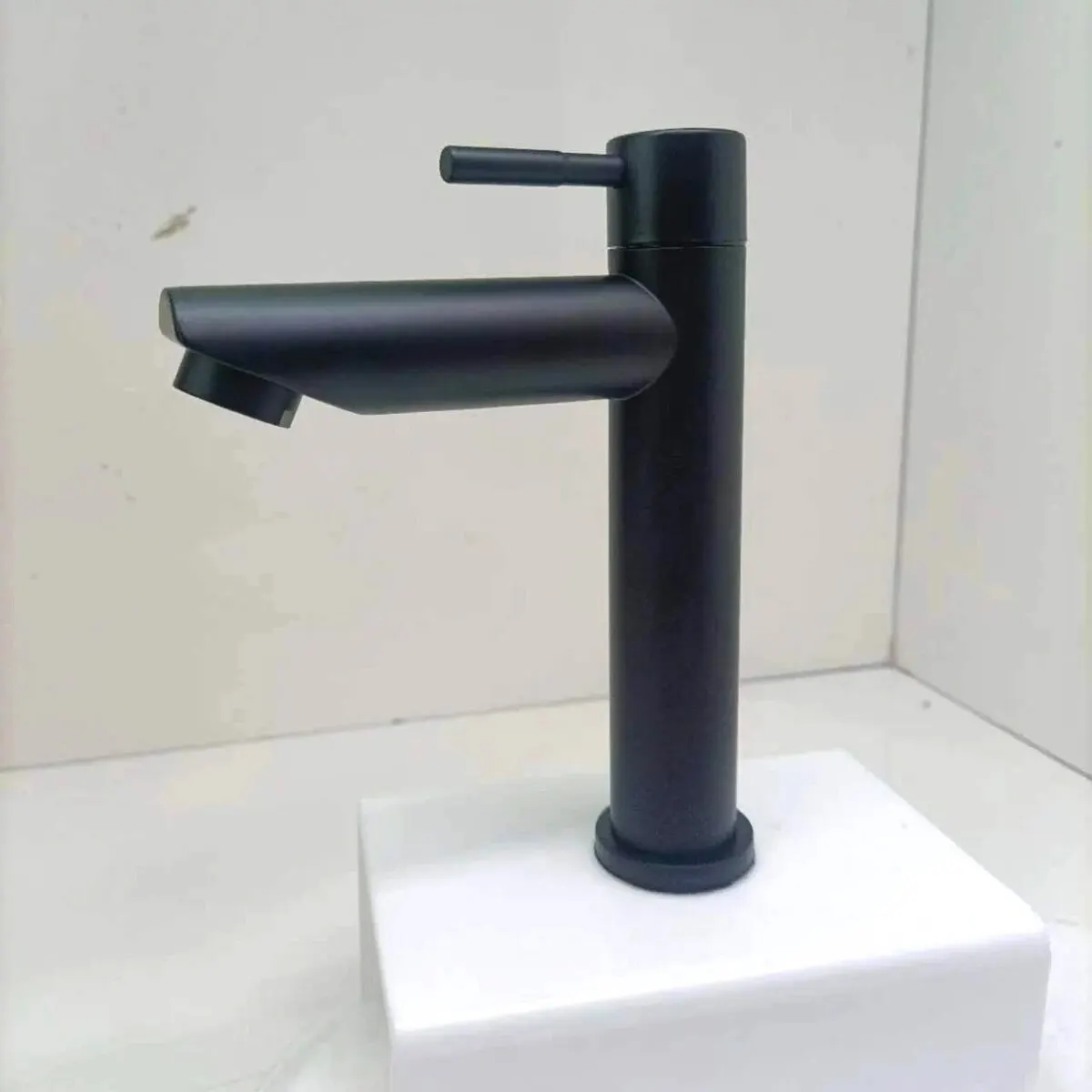 Basin Faucet 304 Stainless Steel Single Cold Water Tap Black Silver Color Deck Mounted Basin Sink Tap G1/2