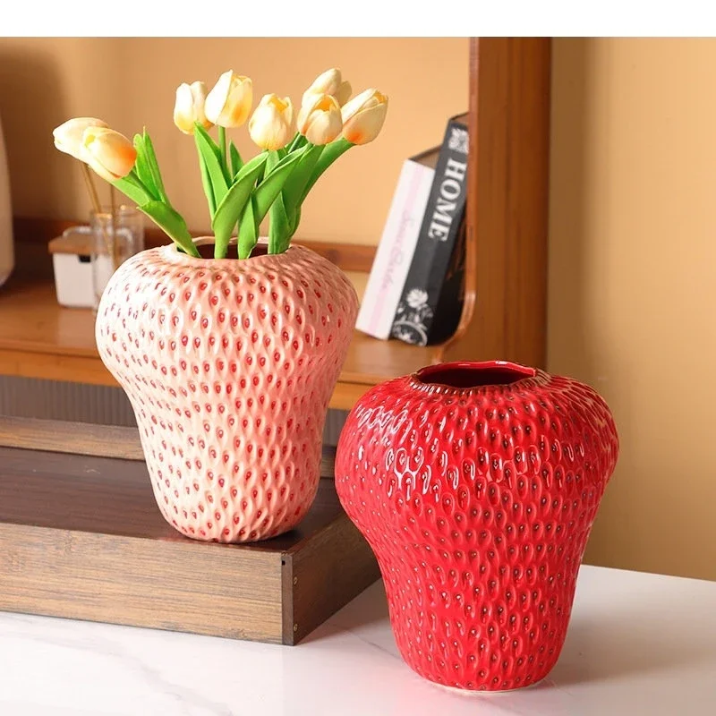 Red Strawberry Ceramic Vase Flower Pots Decorative Flowers Arrangement Desk Decoration Floral Modern Home Decor