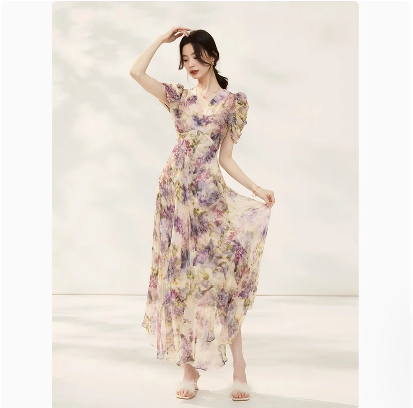 

Silk dress for women 2025 new style French luxury, niche waist hugging temperament, mulberry silk floral long skirt