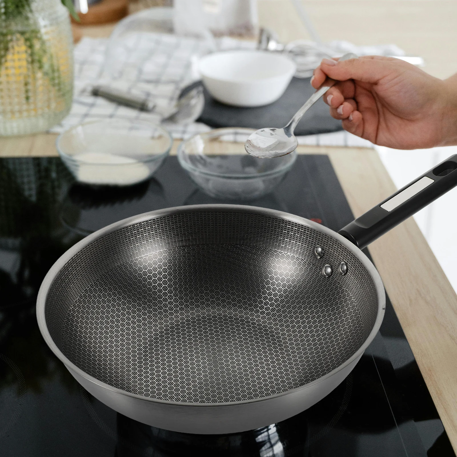 

Stainless Steel Honeycomb Non-Stick Frying Small Fry Pan For Eggs With Handle Ergonomic Grip Even Heat Distribution