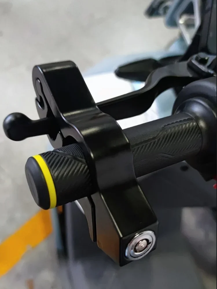 Heavy Duty Steel Handlebar Lock,Anti-Theft Lock for Motorcycle Bicycle ATV Dirt Bike Street Motorcycles Commuter Bikes Universal