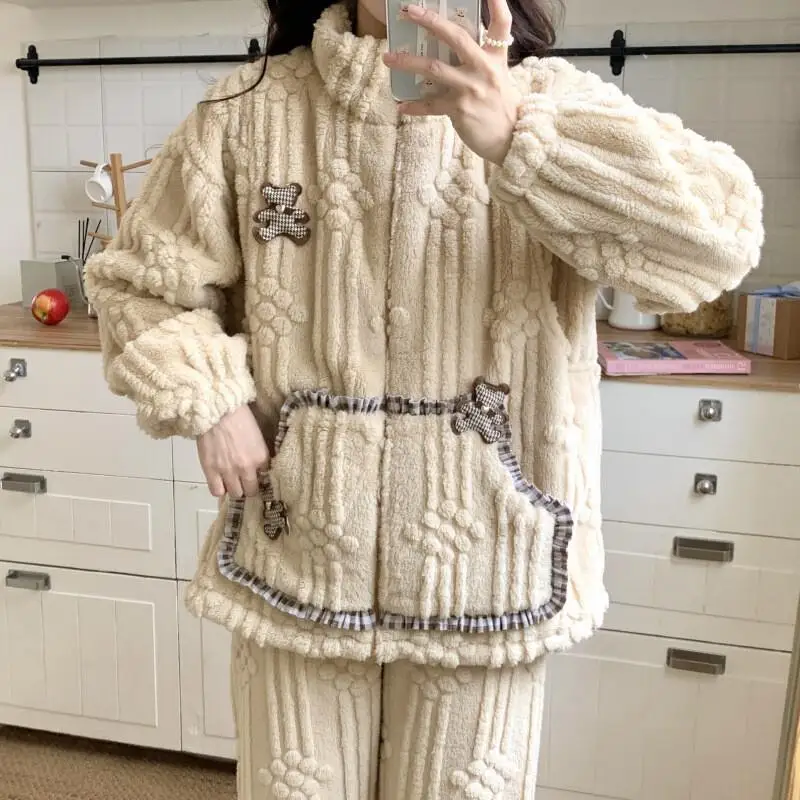 

Women's Pajama Set Autumn Winter Comfortable Sleepwear Coral Fleece Keep Warm Loungewear Flannel Warm Home Clothes Sleepcoat