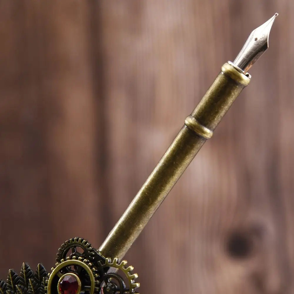 

Retro Punk Dipped in Water Pen European Style Replaceable 5 Nib Metal Signature Pen Fountain Pen Machine Feather Pen