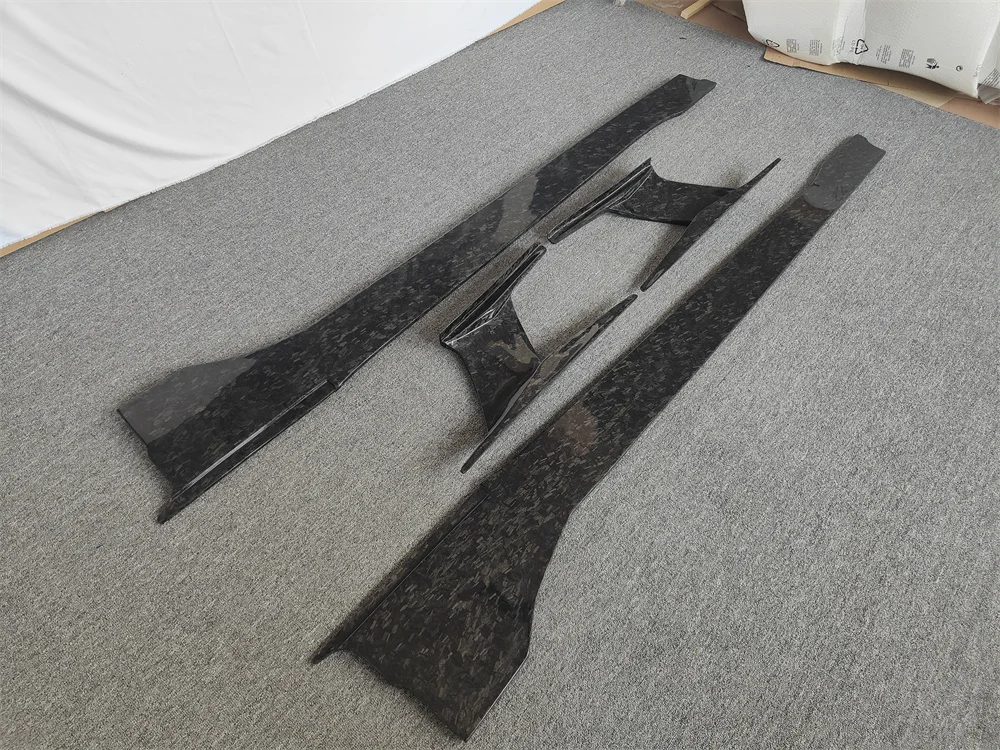 

for I8 Modified TC Style High-quality Carbon Fiber Forged Side Skirts Side Skirts Spoiler Body Kit