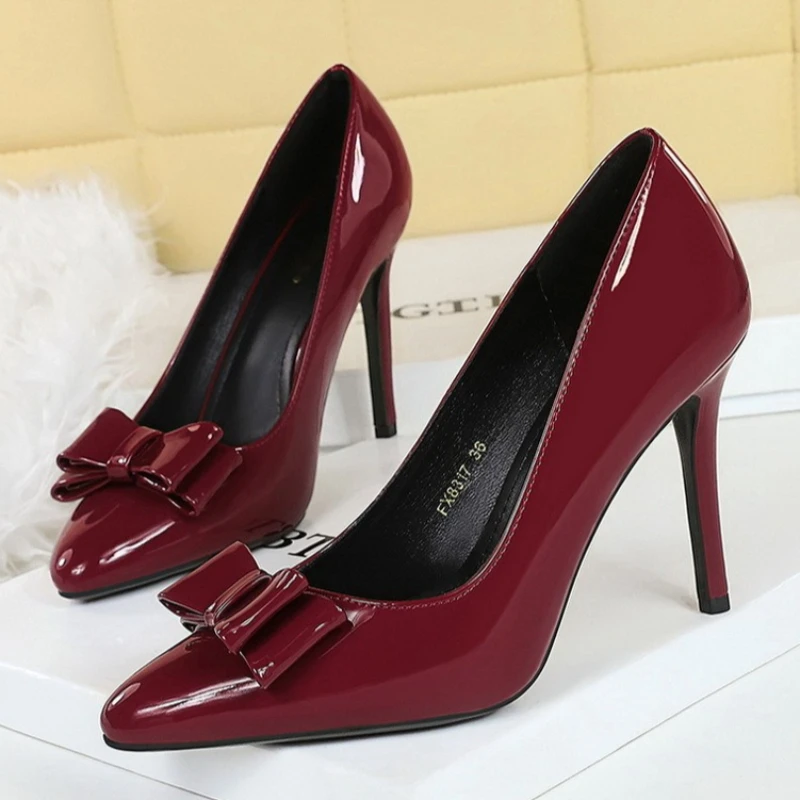 

BIGTREE 2026 Spring New Wine Red Bow French High Heels Women's Lacquer Leather Style Shallow Mouth Pointed Fine Follow Shoes