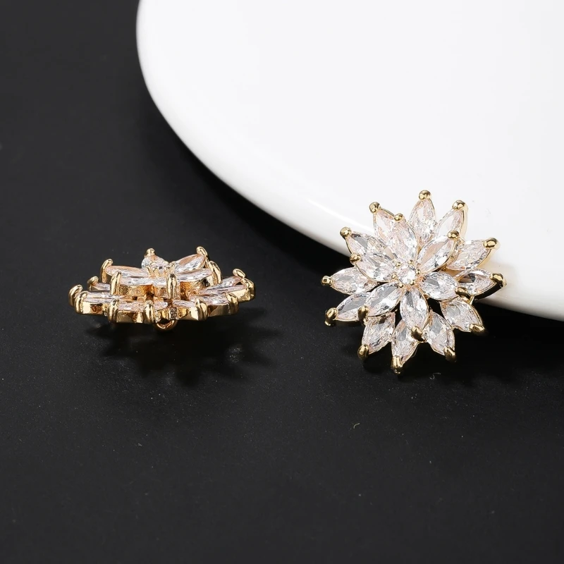 2 PCS Snowflake Button Brass Sewing Accessories for DIY Wedding Clothing Cardigan Cheongsam Crafts