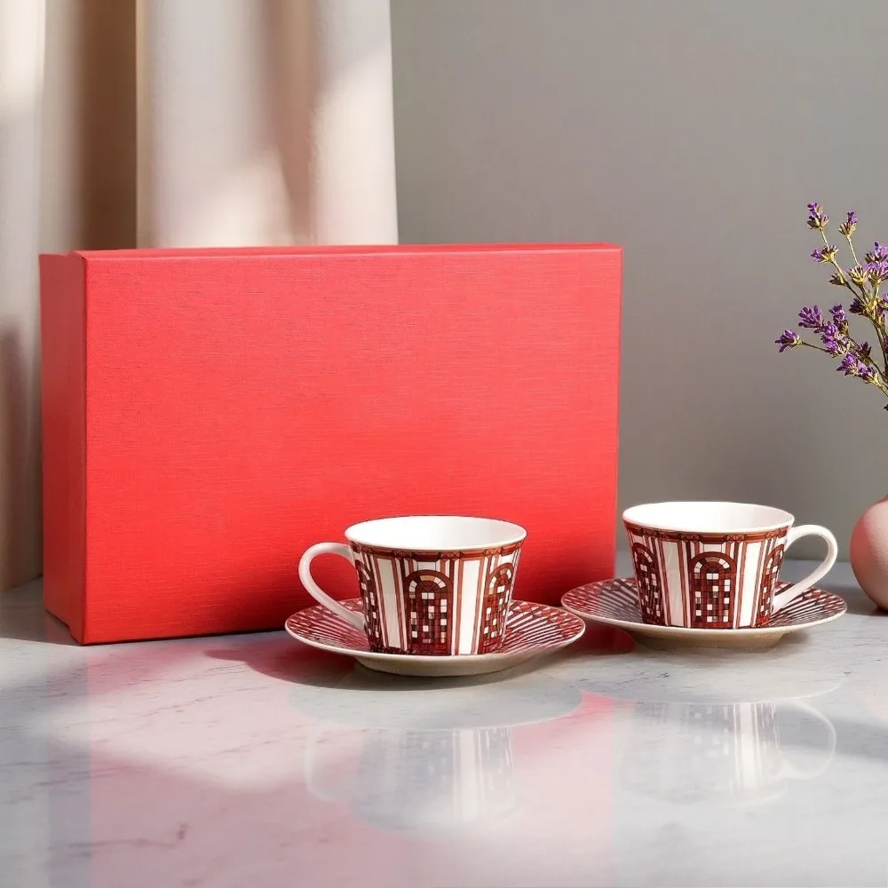 

Набор для пары кофейных чашек и блюдец Acadia с цветочным принтом и десертными тарелками, подарок на новоселье, фарфоровый сувенир на свадьбу, день рождения