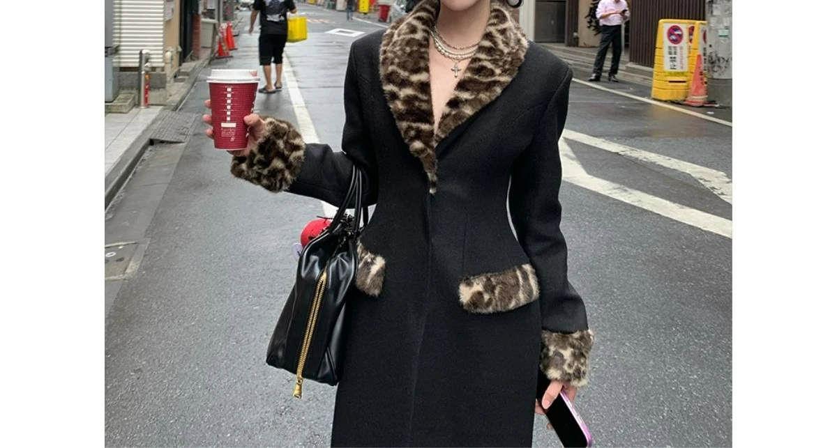 Niche mode imprimé léopard taille Design sens col en v manteau femmes nouveau hiver couleur contrastante tempérament manteau en laine