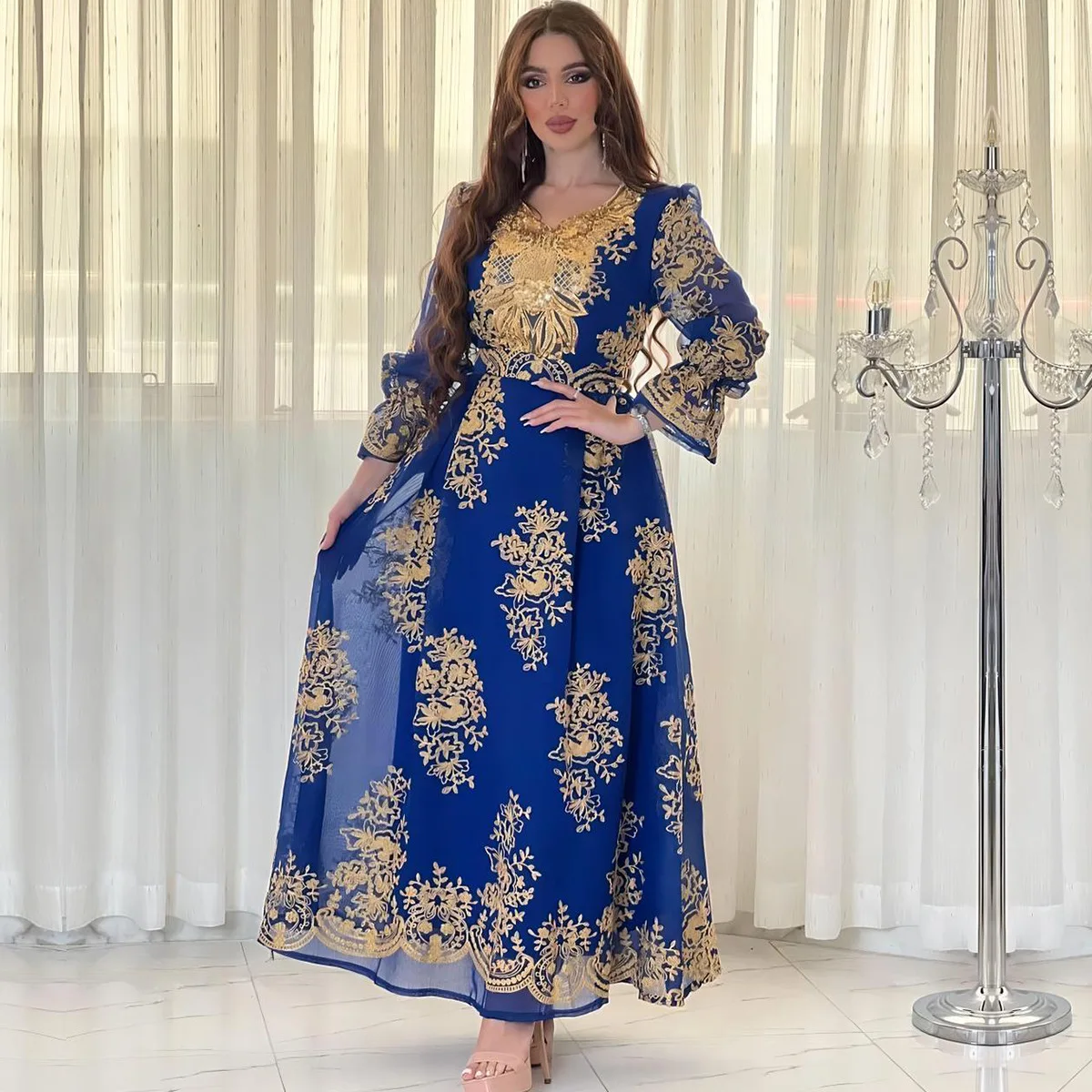 

Modest Fashion Women's Galabiyat Chic Embroidery Appliques Belted Clothing Elegant Abayah for Female 2024 Dubai Dress for Women