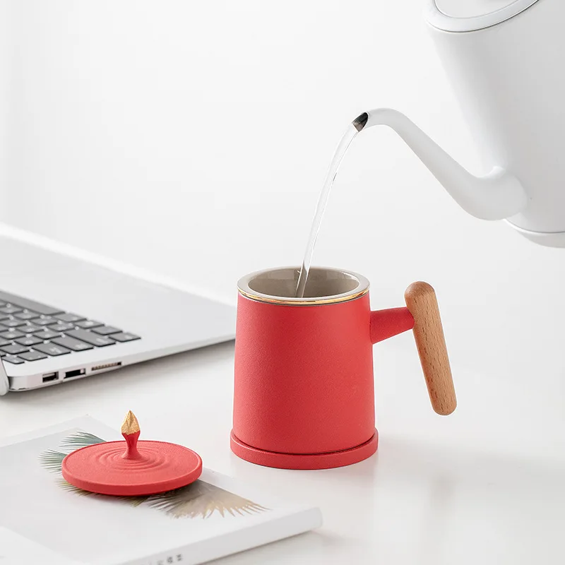 Simple personal office water cup ceramic teacup with lid filter tea cup