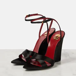 European and American Fashion Thick Heel Cross Strap Color Blocked Sandals Fashion Show Buckle Design Is Comfortable and Elegant