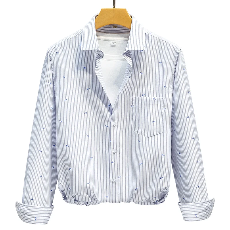 Camicia a righe da uomo nuova primavera e autunno 2023 camicia a maniche lunghe coreana Slim Youth bella cento camicia senza ferro