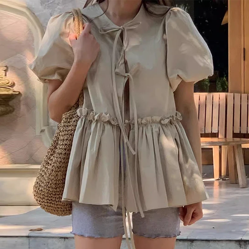 Csa Casual de Verão com Decote Redondo e Mangas Bufantes para Mulheres, Estilo Solto com Design de Recortes, Estilo Corean...