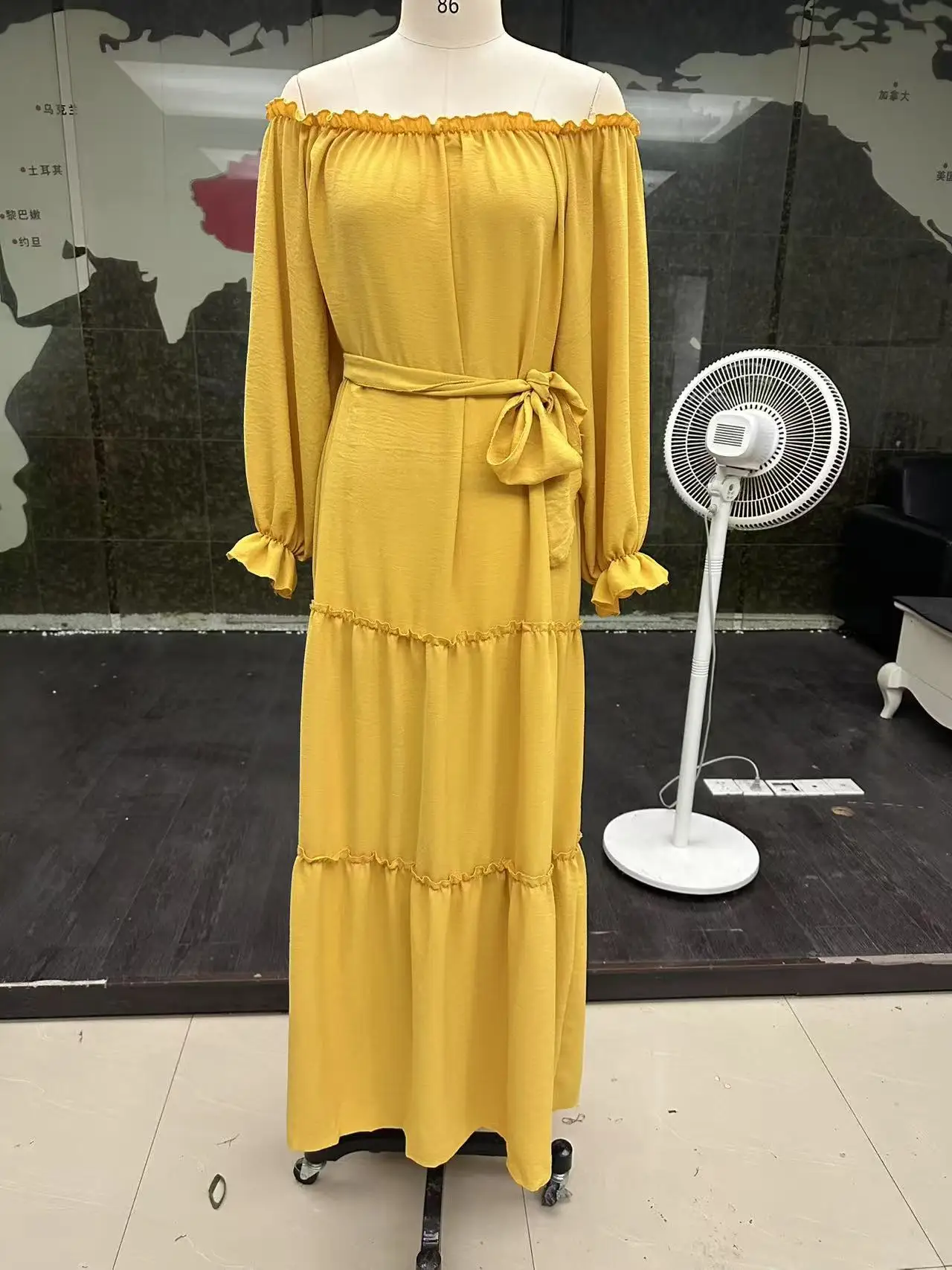 2025 verão boêmio vestido feminino temperamento viajando cor sólida emenda vestido de gola de uma peça