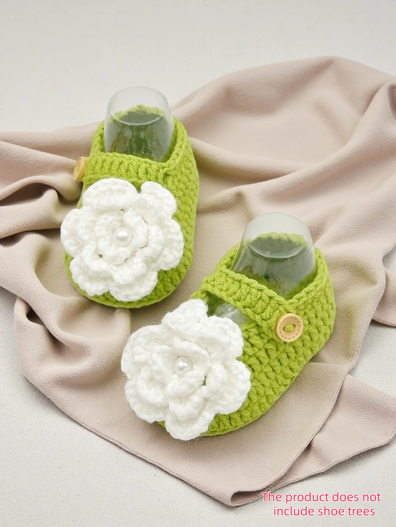 

1 пара вязаных крючком детских пинетков ручной работы с белым цветком, лаймово-зеленые туфли Мэри Джейн в стиле с застежкой на пуговицы, 0–12 месяцев