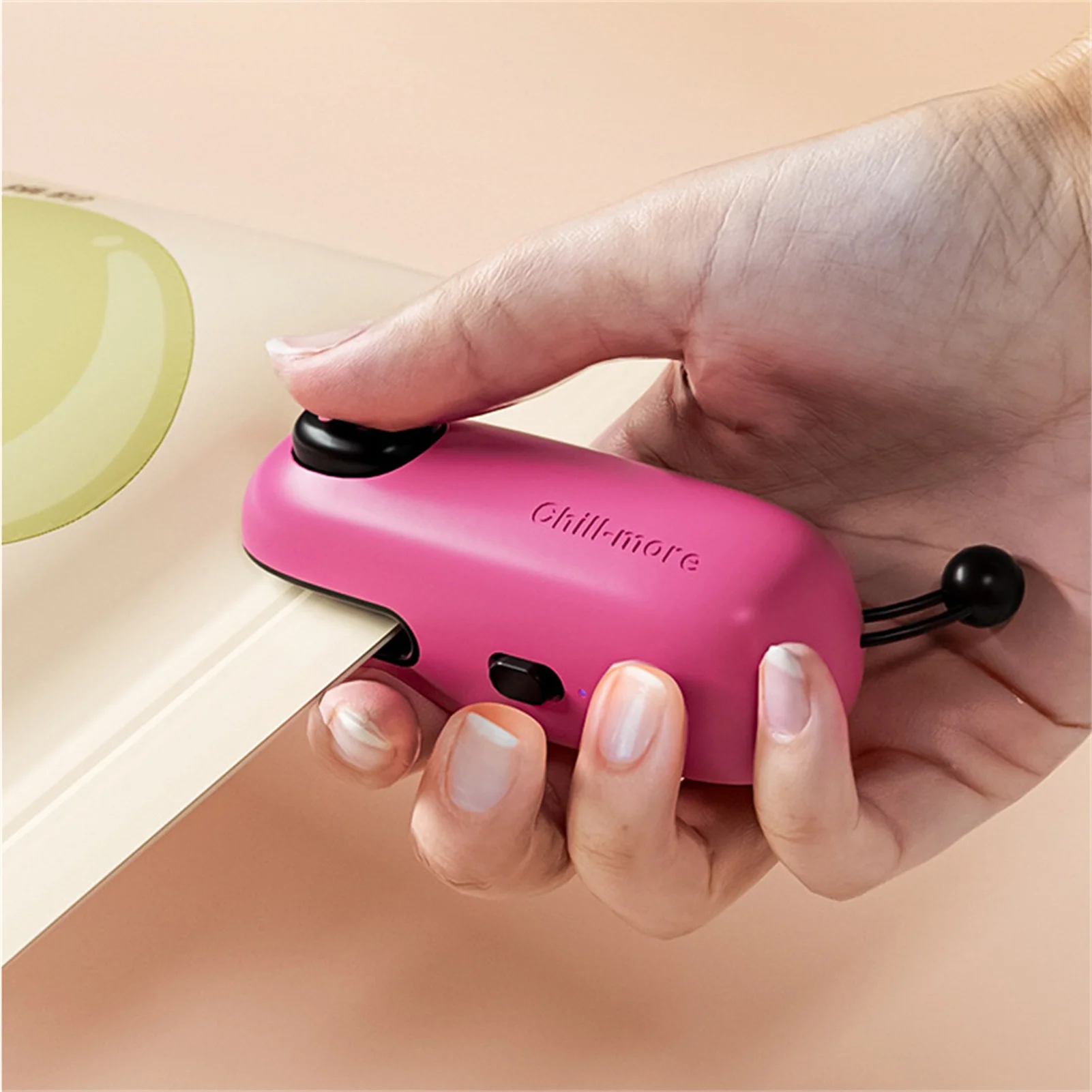 Portable Handheld Food Sealer Machine for Plastic Food Bags Lightweight Compact Design for Home Office Travel