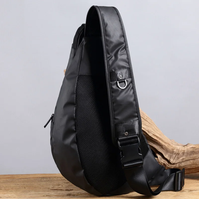 Sac à dos de poitrine en nylon imperméable pour hommes, sac à dos Messenger, sac à bandoulière, sac à dos décontracté, initié à la mode, haute qualité