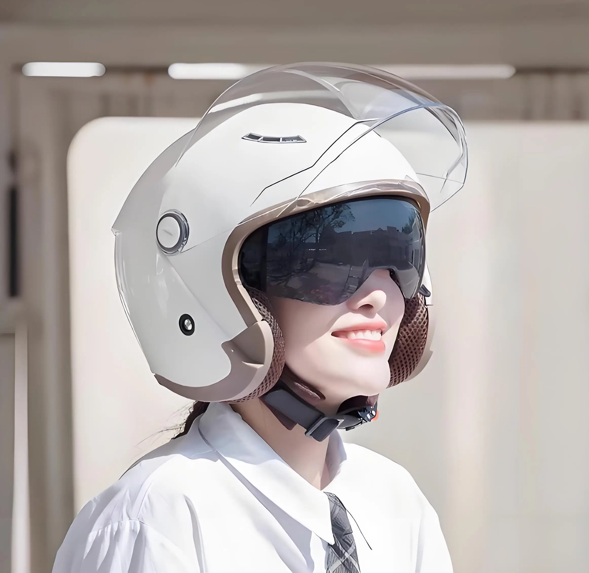 Winter-Elektroroller-Helm LAVAHEAT, selbsterwärmend, 10 mm, Dreifachverriegelung, kratzfest, Nebelvisier, abnehmbarer Liner, brillenfreundlich