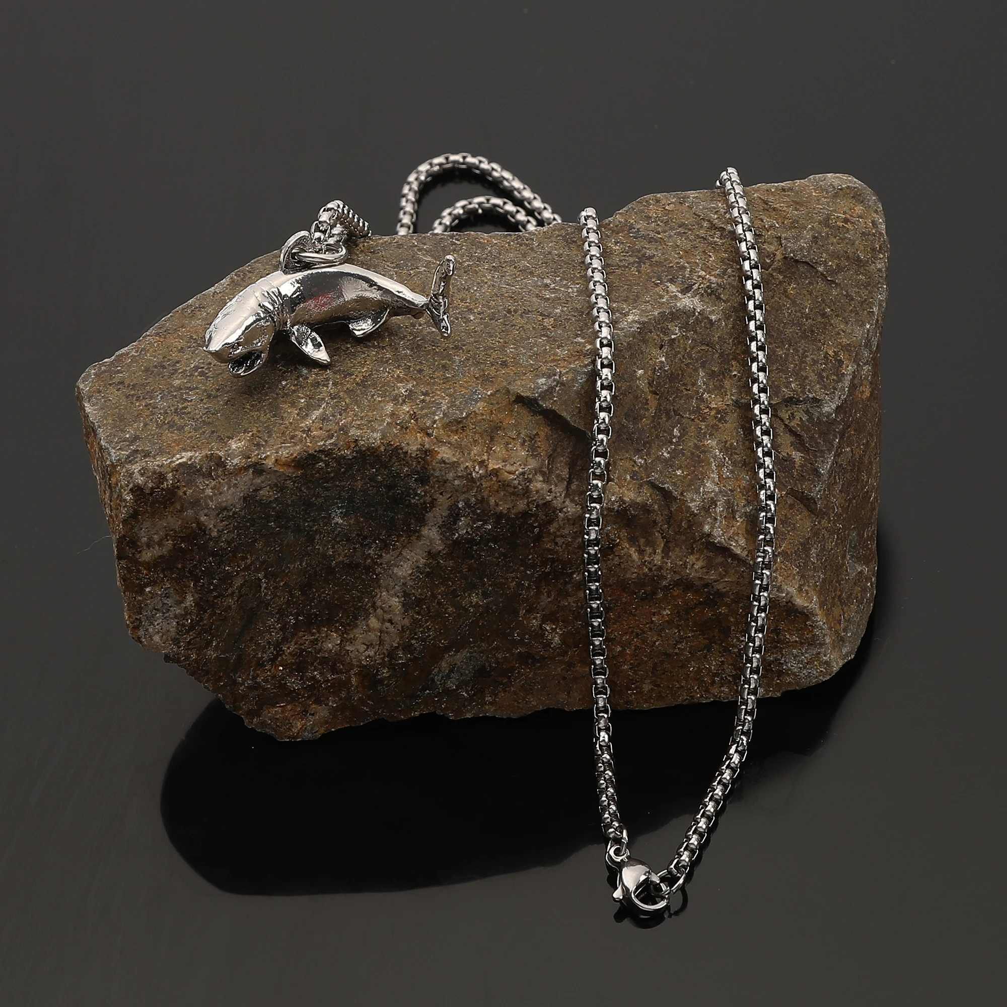 Retro Simple Deep Sea Shark Pendant Necklace, Fashionable and Versatile Men's Necklace, Scandinavian Norwegian Style Party Accessories, Valentine's Day, Father's Day Birthday Gift