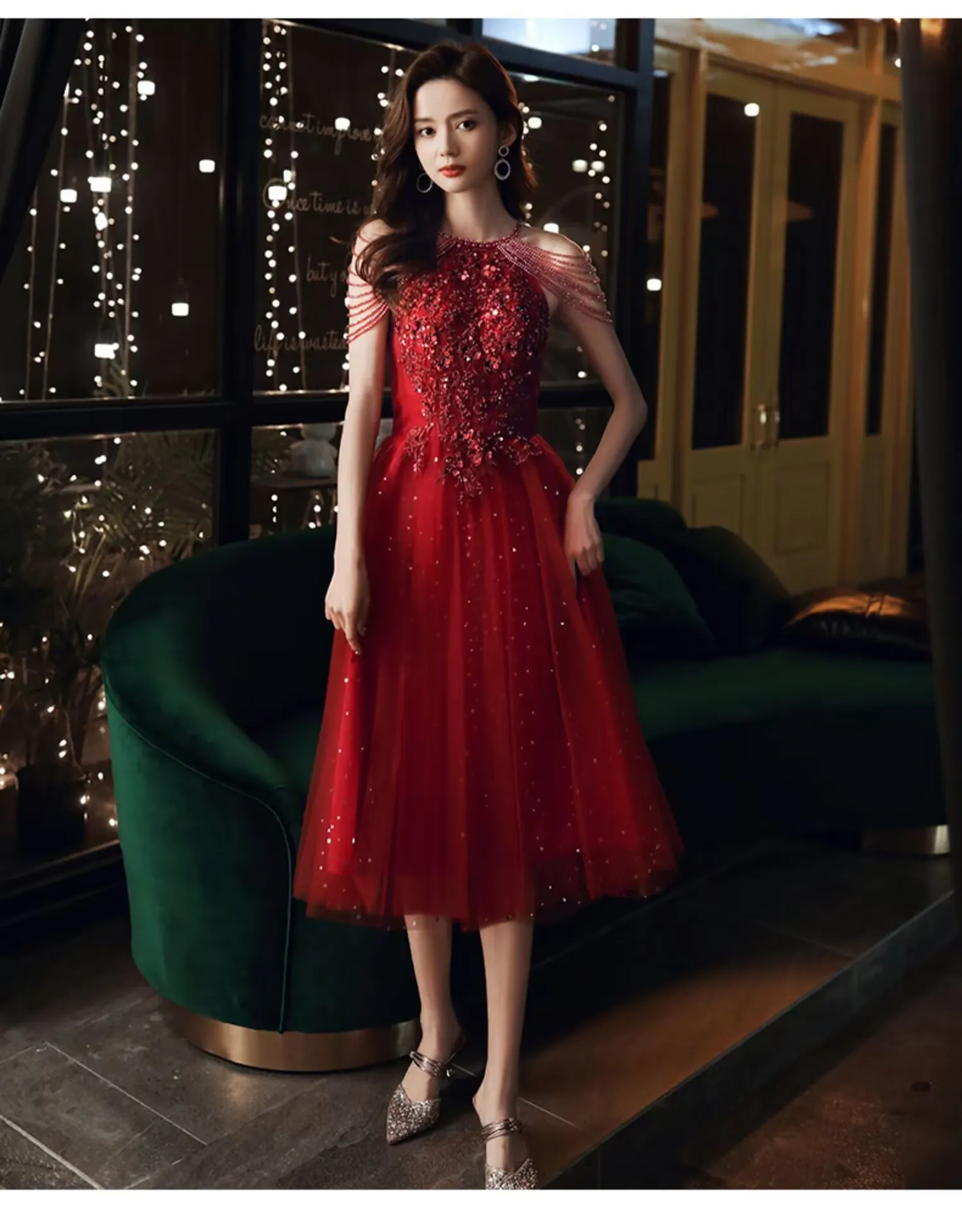 Red Evening Gown Luxury 2023 Padded Applique Lace Knee  Length Sparkles Stretch V Neck A Line Formal Evening Night Party Gown