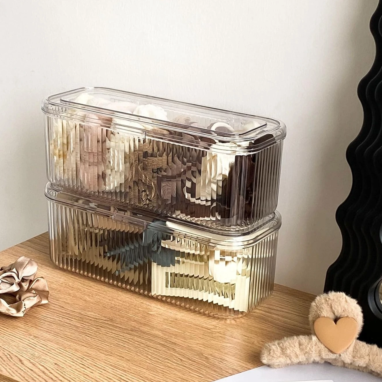 

1pc Clear Acrylic Storage Box with Lid, Dustproof Makeup Organizer for Cosmetic Brushes, Sponges, Home Vanity Storage Box
