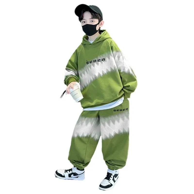 

Осенний комплект для мальчиков. Новинка 202. Детская осенняя толстовка и спортивная одежда. Весенние и осенние стили крутые, модные и модные.